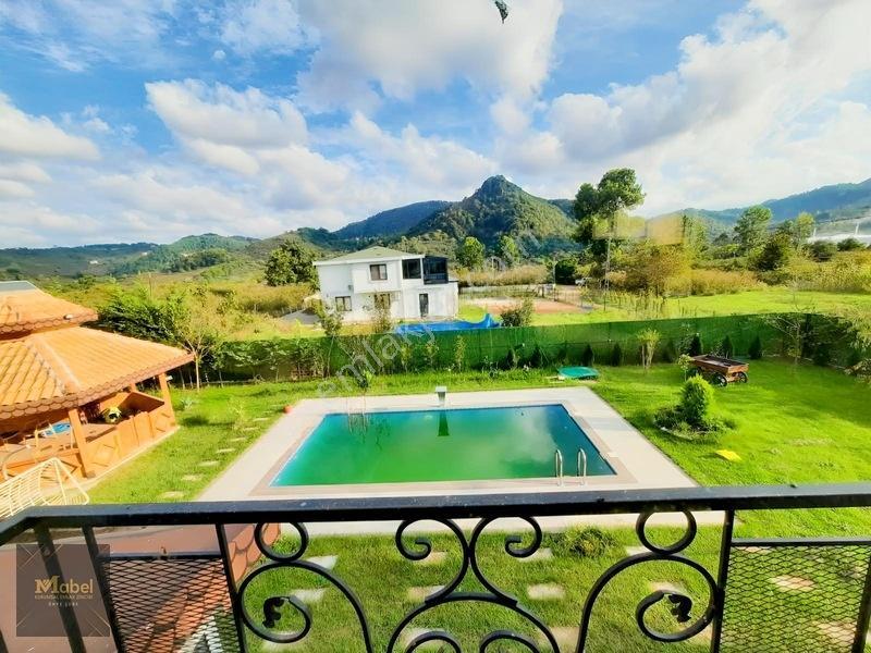 Mabel'den 1254 M2 İçerisinde Havuzlu,meyve Bahçeli,muhtşm Villa — fotoğraf 11