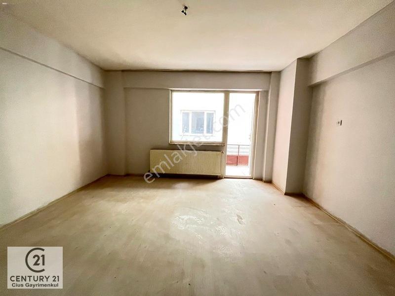 C21 Cius; Merkezi Konumda Ara Kat Geniş 3+1 Daire — fotoğraf 6
