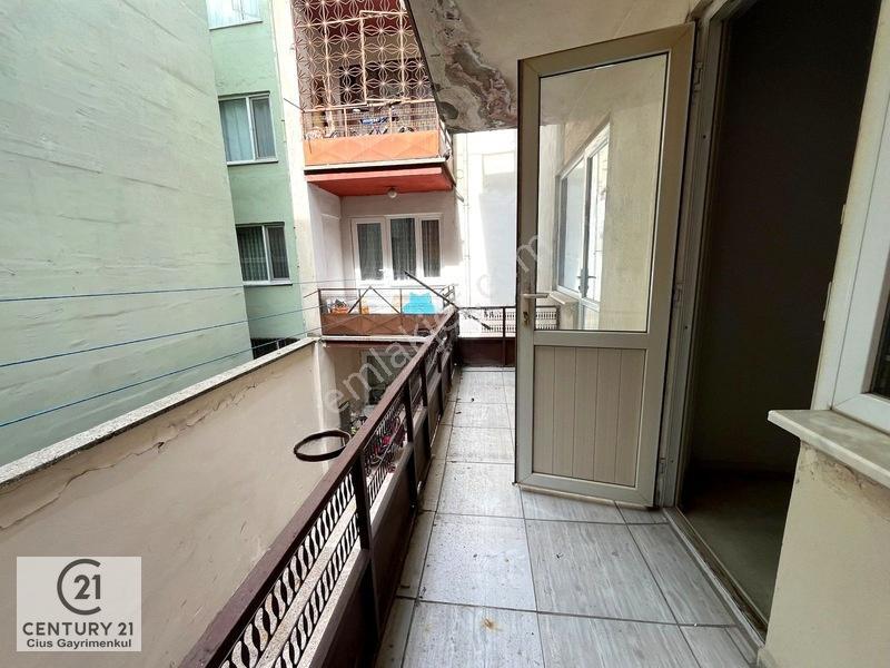 C21 Cius; Merkezi Konumda Ara Kat Geniş 3+1 Daire — fotoğraf 14