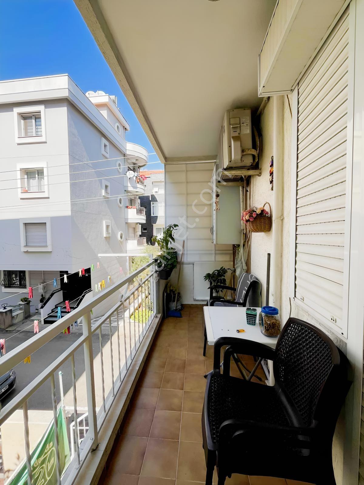 Narlıdere Çamtepe Mahallesin'de Satılık 3+1 Daire — fotoğraf 3