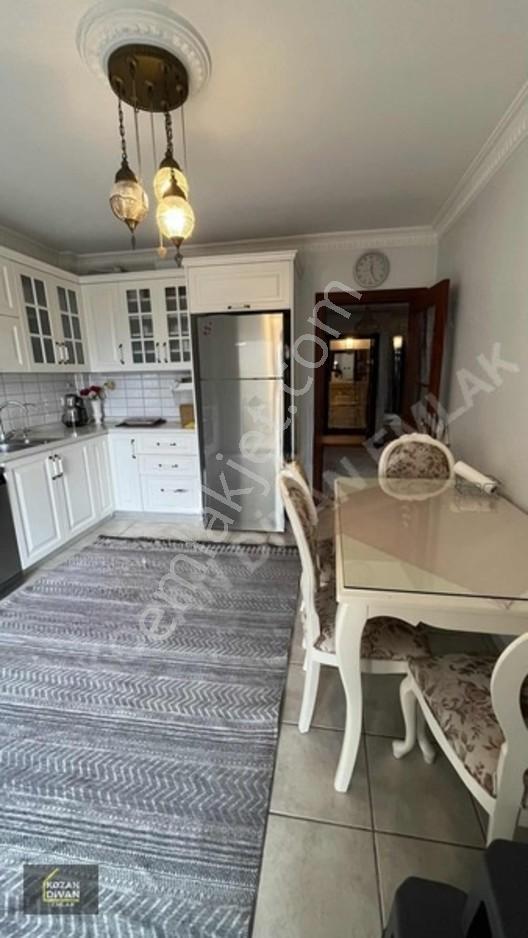 Kozan Divan Emlak'tan Göç Yolunda Merkezde Geniş 4+1 — fotoğraf 5