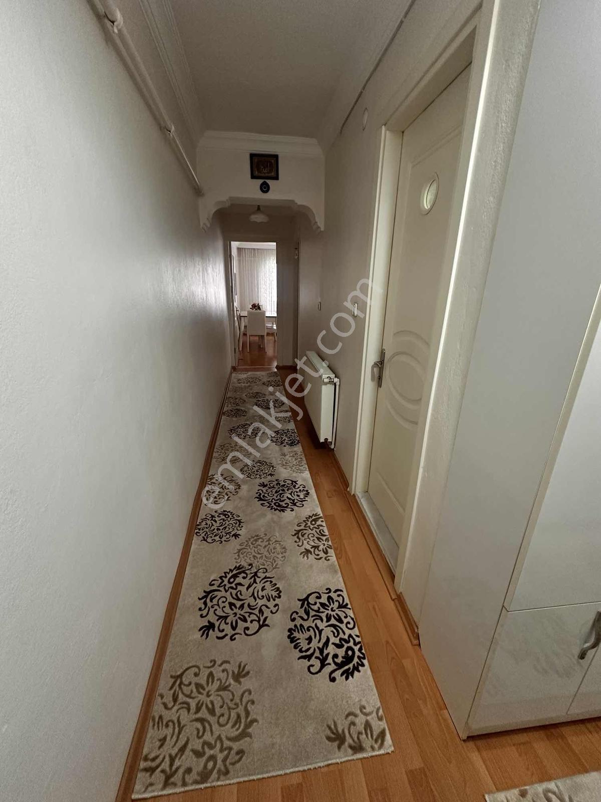 Bayraklı Manavkuyuda Asansörlü, Otoparklı 3+1 Ferah Daire — fotoğraf 8