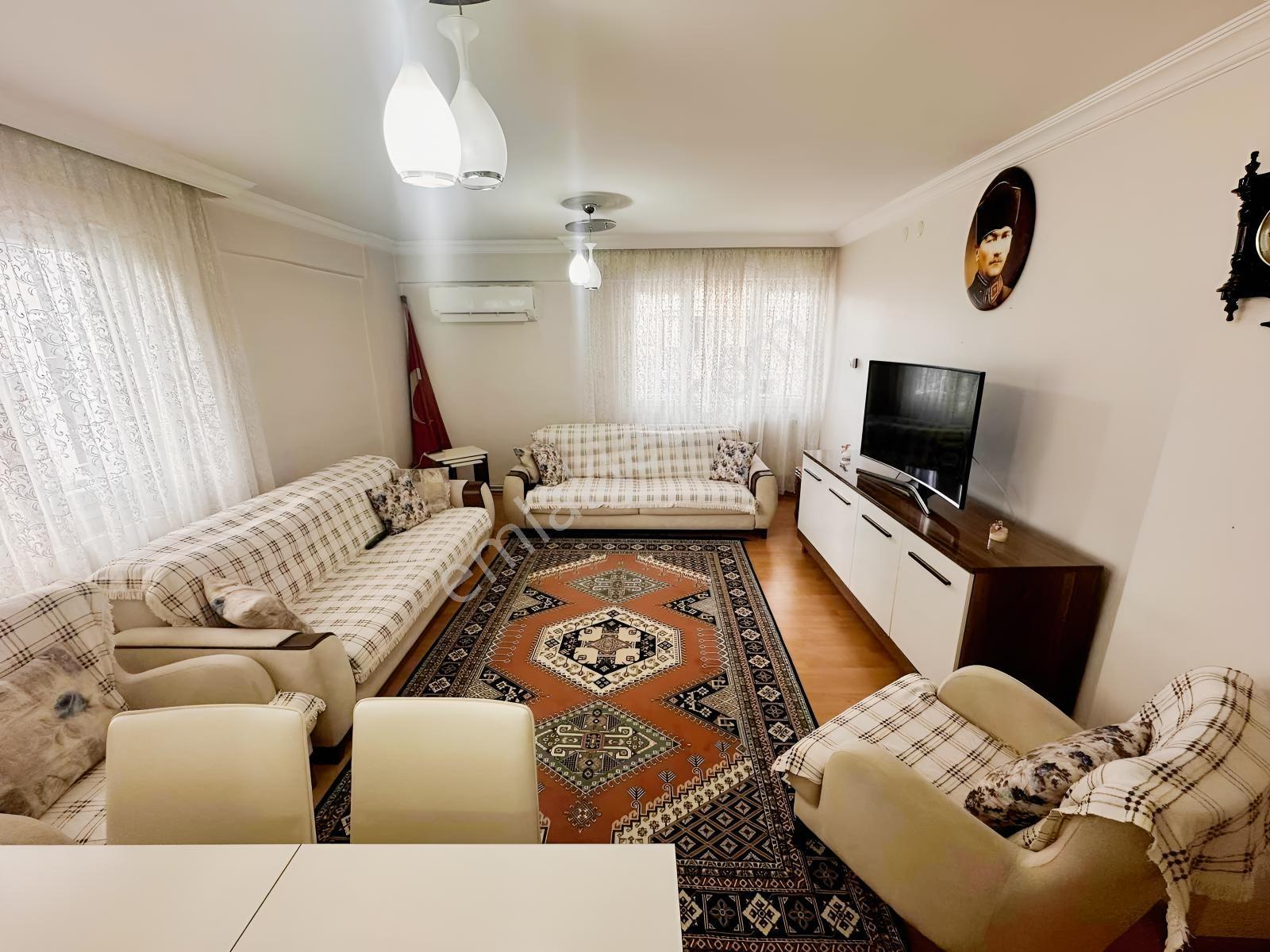 Bayraklı Manavkuyuda Asansörlü, Otoparklı 3+1 Ferah Daire — fotoğraf 14
