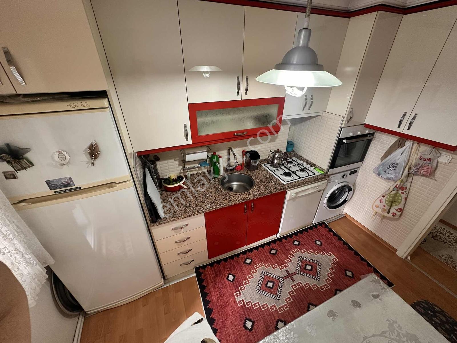 Bayraklı Manavkuyuda Asansörlü, Otoparklı 3+1 Ferah Daire — fotoğraf 18