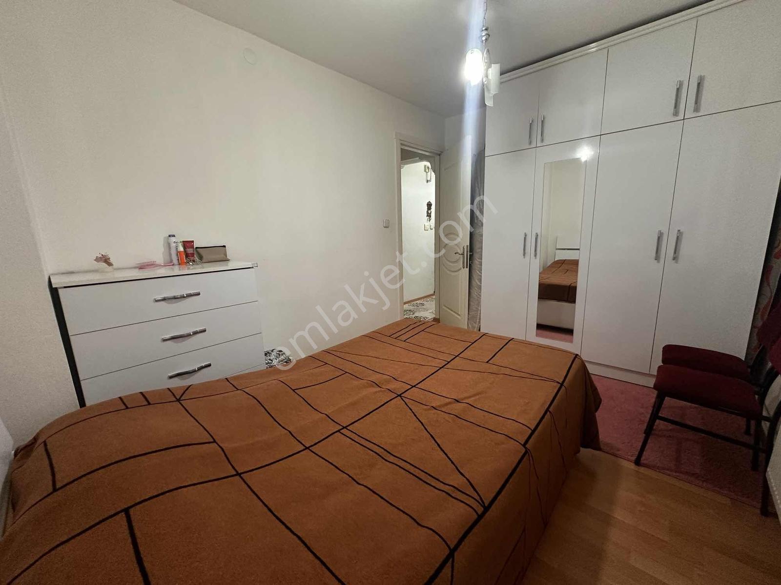 Bayraklı Manavkuyuda Asansörlü, Otoparklı 3+1 Ferah Daire — fotoğraf 26