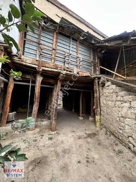 *ayazininin Otantik Atmosferinde 806 M² Bahçeli Yatırımlık* — fotoğraf 11