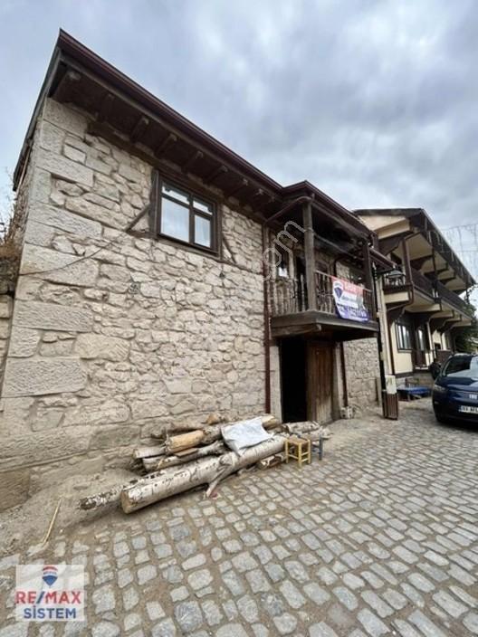 *ayazininin Otantik Atmosferinde 806 M² Bahçeli Yatırımlık* — fotoğraf 21