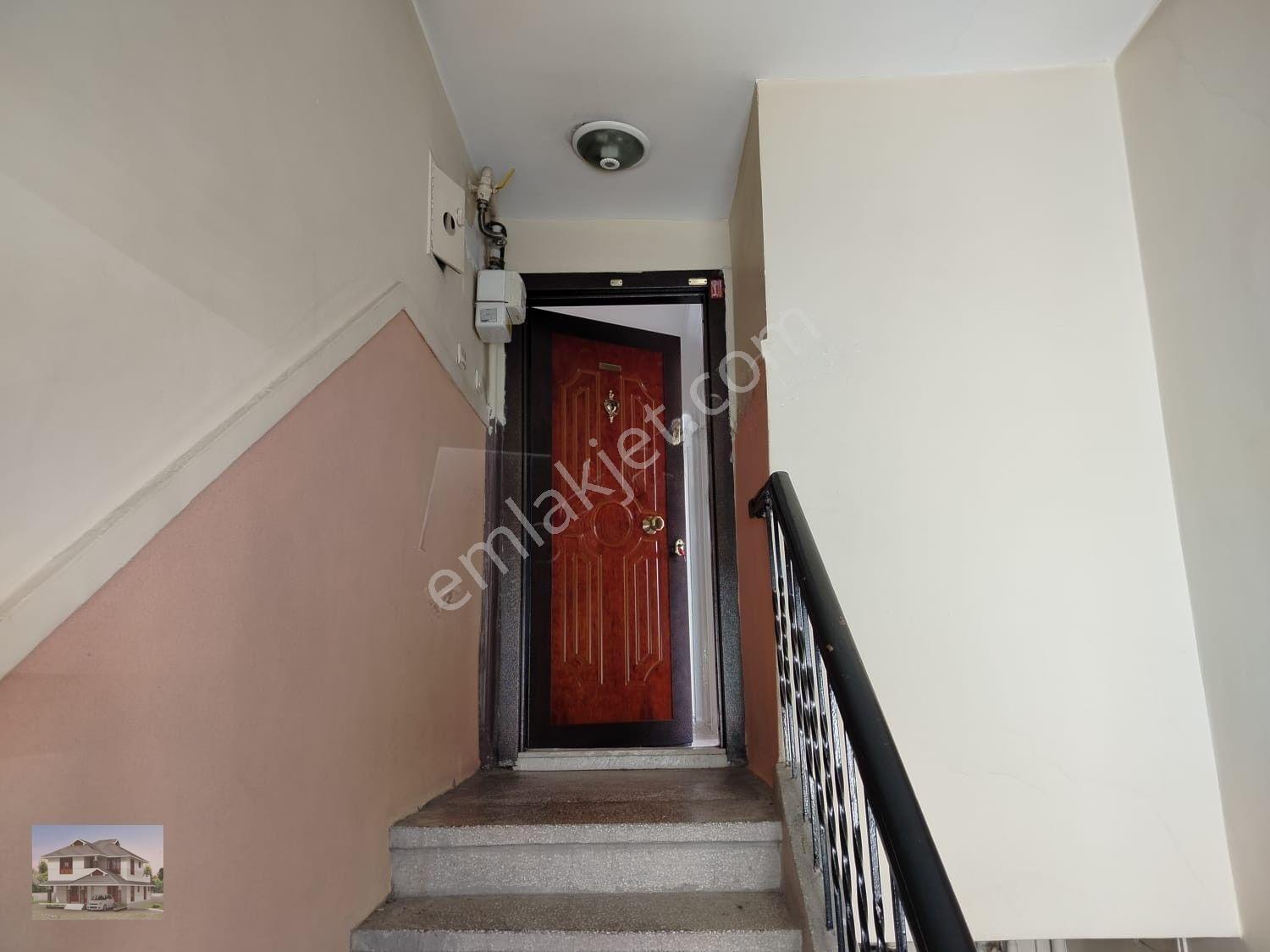Genç Emlaktan Aydınlıkevlerde Müstakil Teras 3.kat Dört Cephesi Açık Full Yapılı Satılık Daire — fotoğraf 29