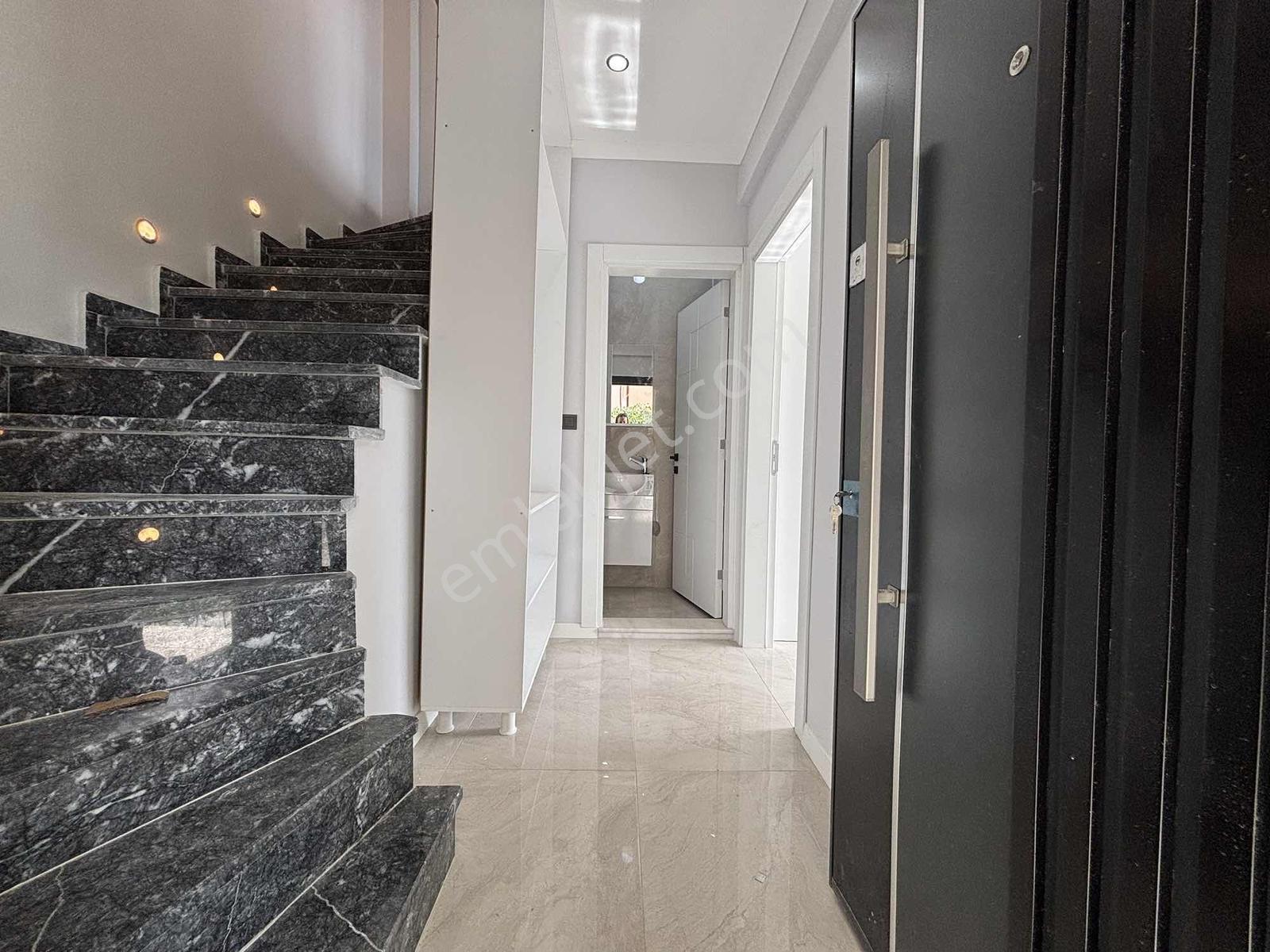 Çankaya'dan Öğretmenlerde Sıfır 3+1 Villa — fotoğraf 9