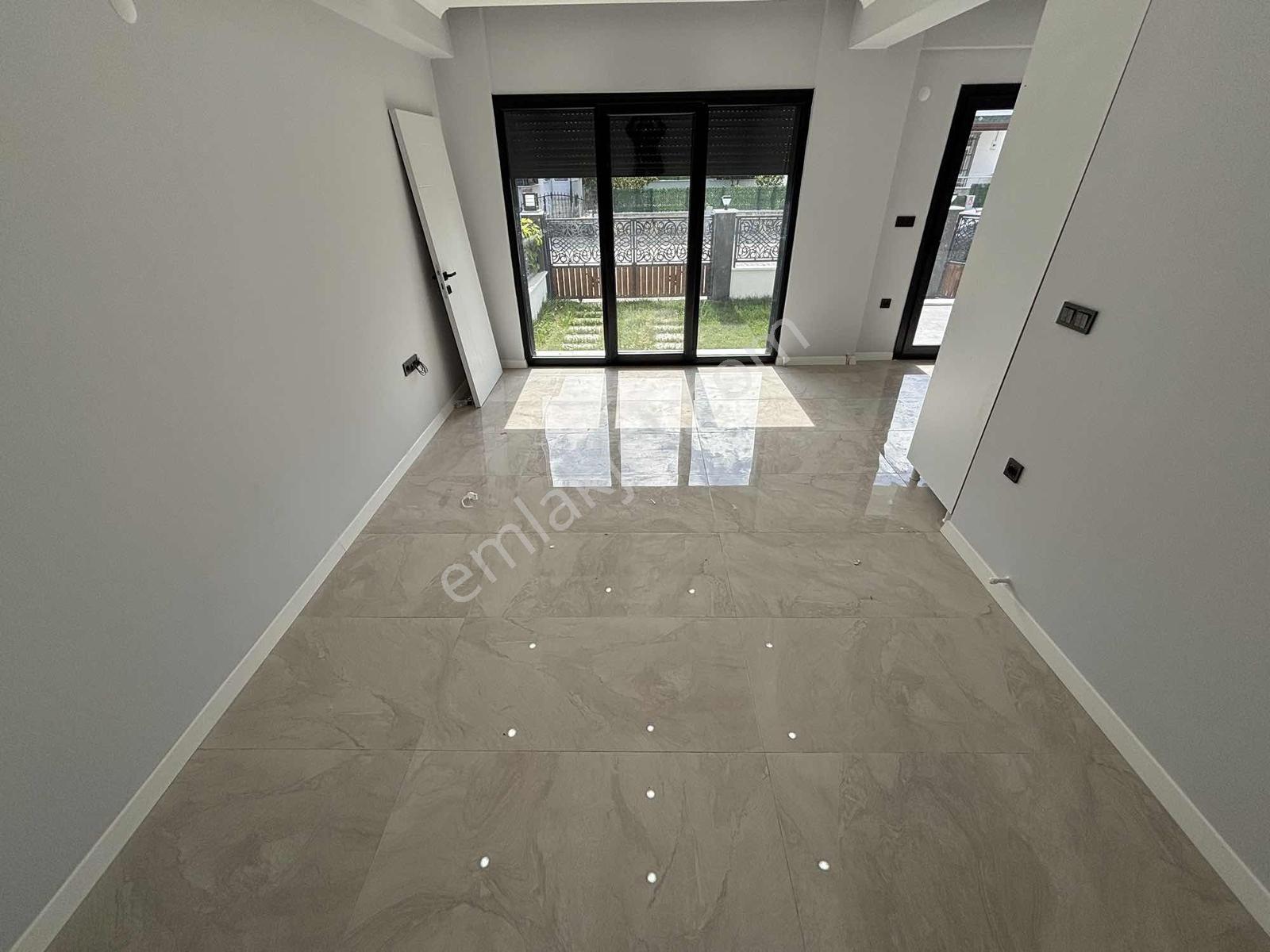 Çankaya'dan Öğretmenlerde Sıfır 3+1 Villa — fotoğraf 18