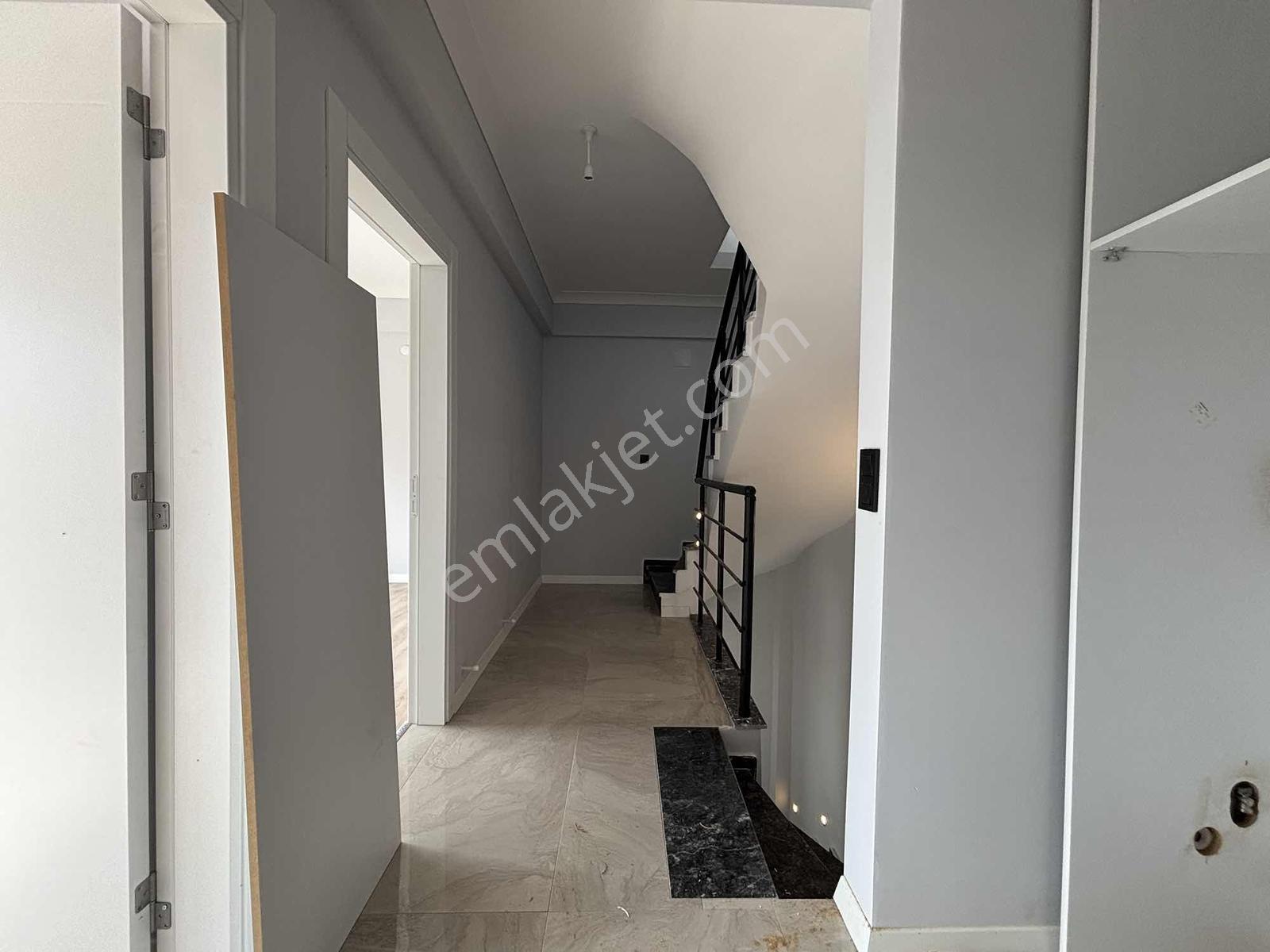 Çankaya'dan Öğretmenlerde Sıfır 3+1 Villa — fotoğraf 21
