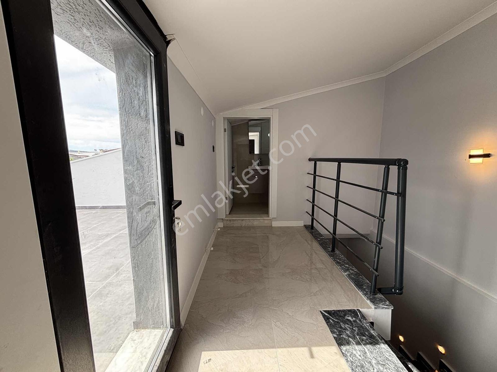 Çankaya'dan Öğretmenlerde Sıfır 3+1 Villa — fotoğraf 31