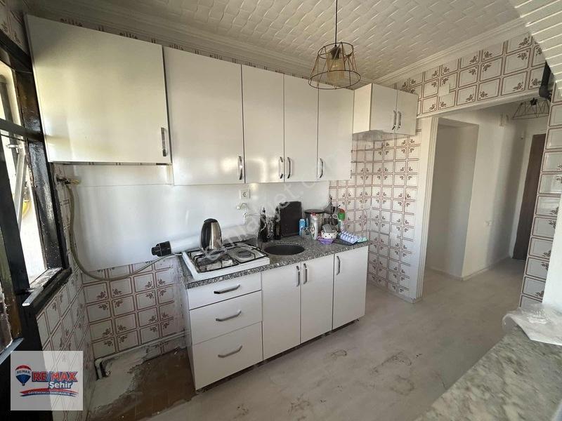 Re/max Şehir'den Çınarcık'da Deniz Manzaralı Satılık Daire — fotoğraf 15