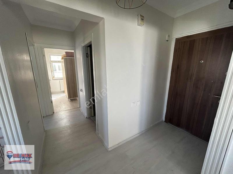 Re/max Şehir'den Çınarcık'da Deniz Manzaralı Satılık Daire — fotoğraf 16