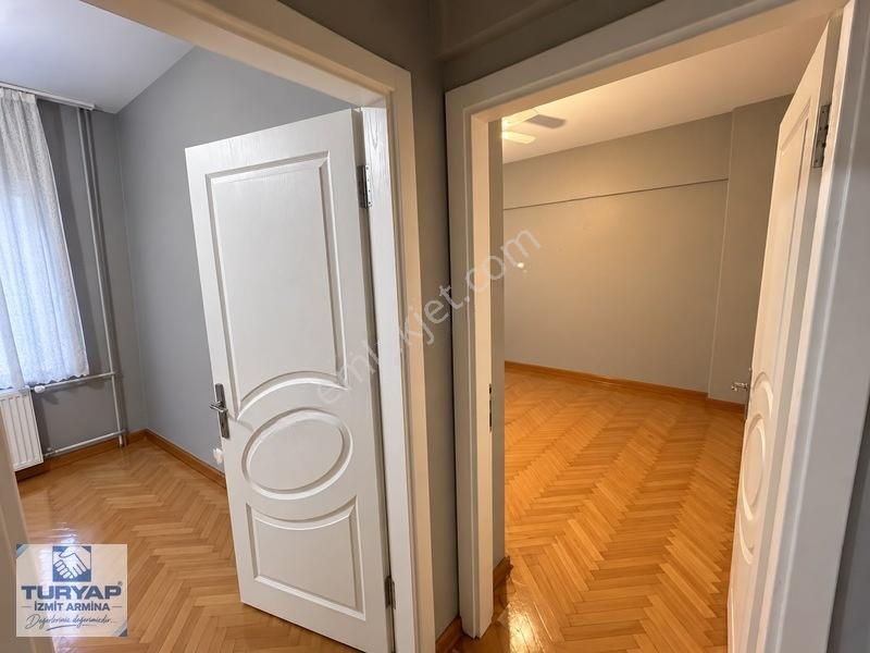İzmit Hacıhasanda 27.000 Tl Kira Getirili Yatırımlık 3+1 — fotoğraf 24