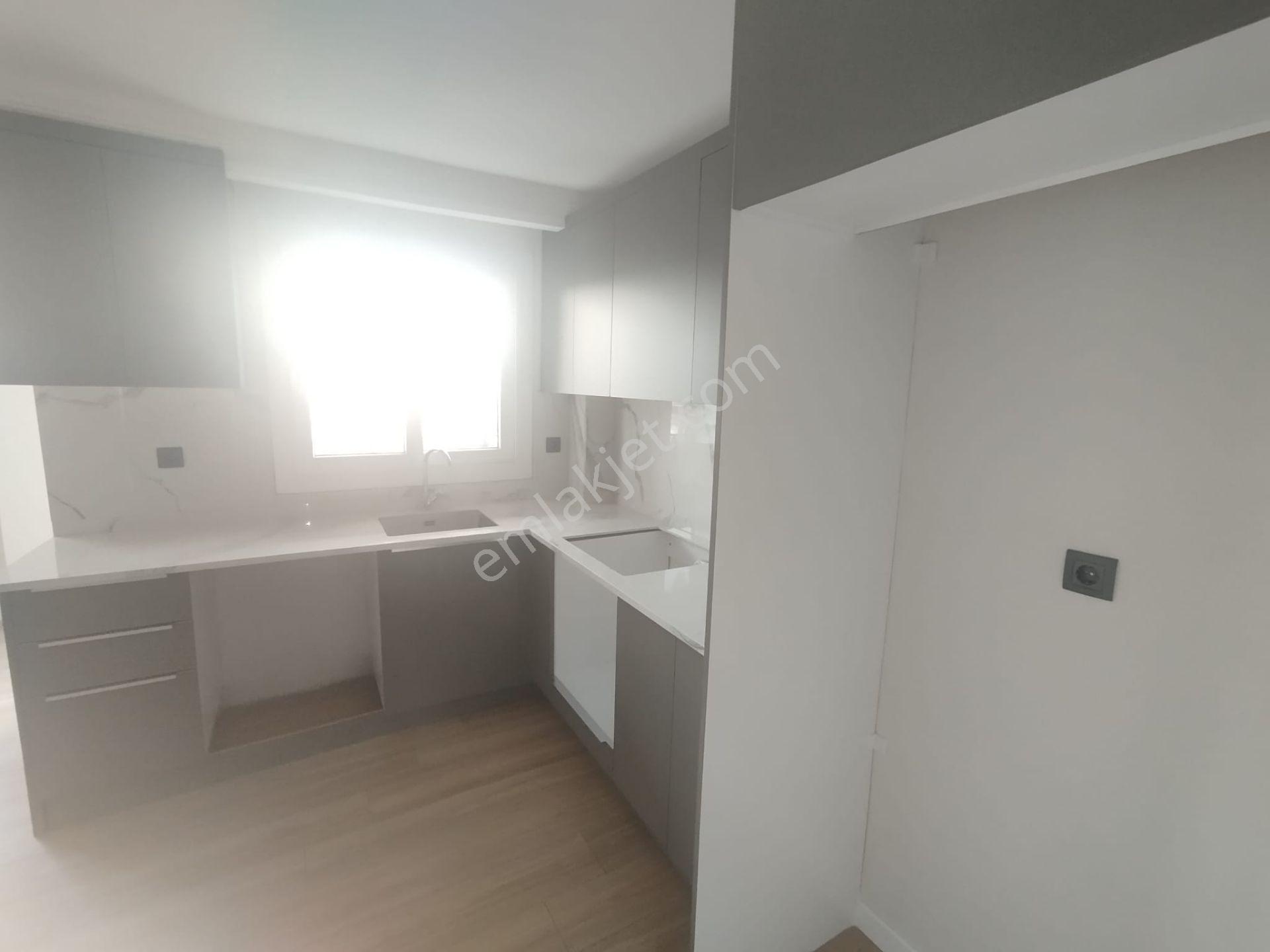 Kıyıboyunda Site İçerisinde 2+1 Ebeveyn Banyolu Doğalgazlı Sıfır Lüks Daireler — fotoğraf 2
