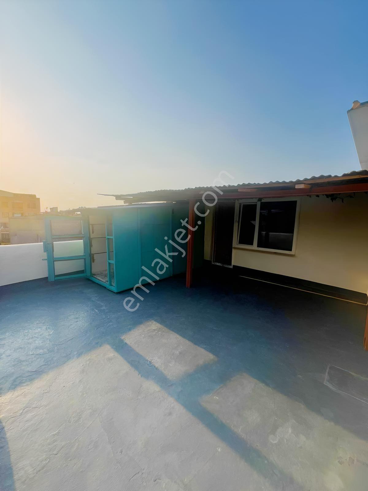 Satılık 3 Katlı Yatırımlık Bina — fotoğraf 3