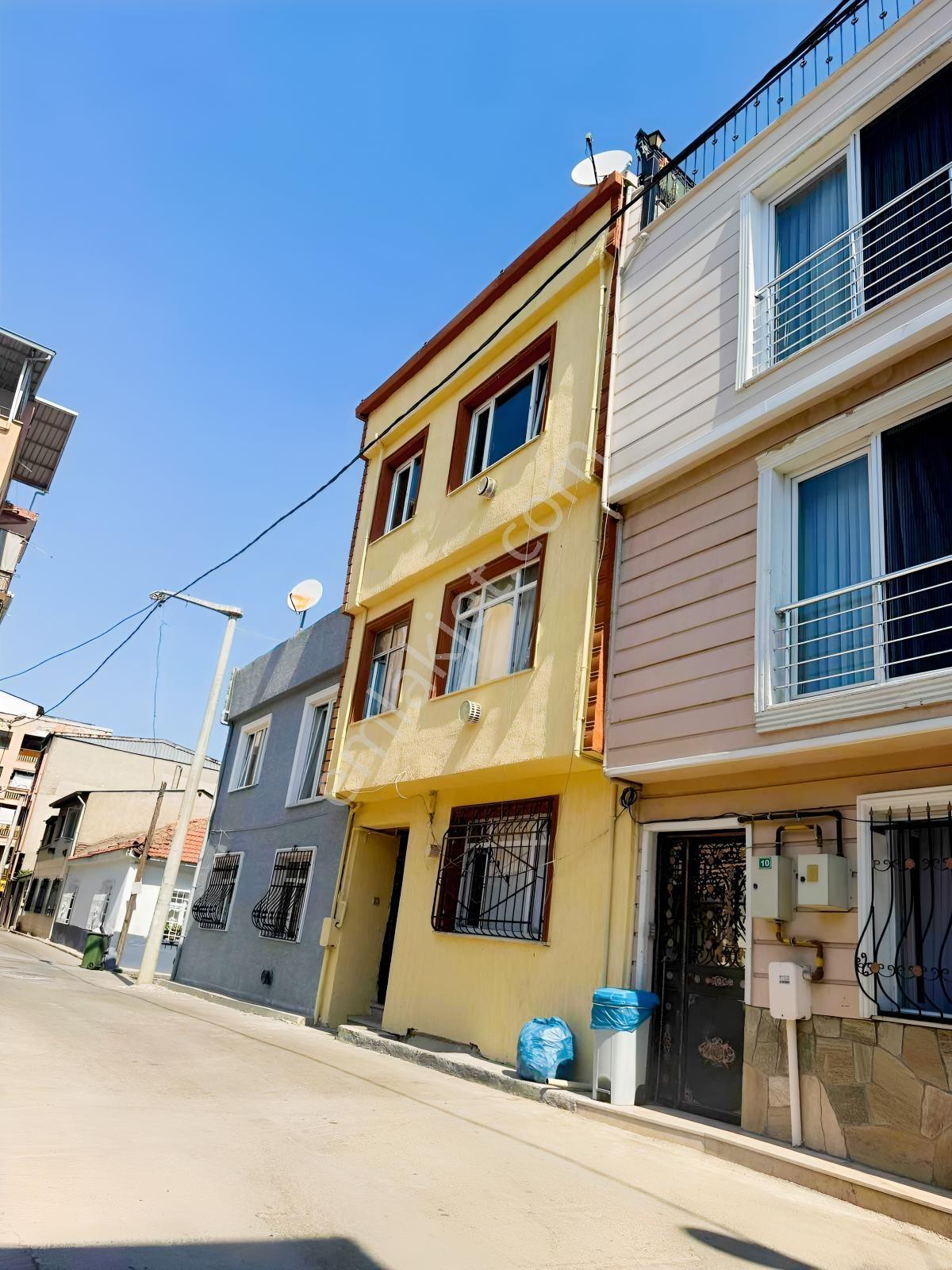Satılık 3 Katlı Yatırımlık Bina — fotoğraf 14