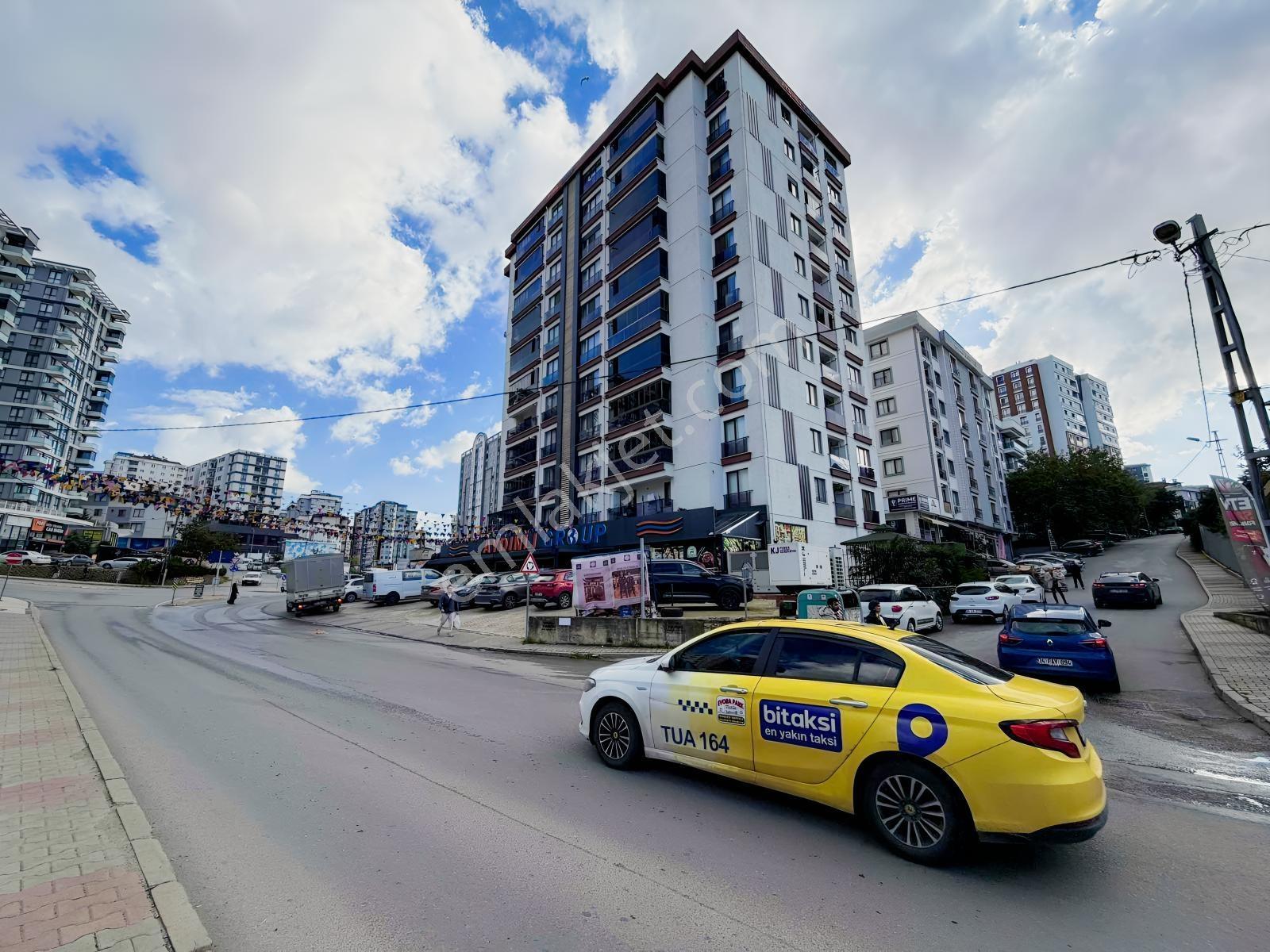 Tuzla Aydınlı Şömine Geniş Balkon Ferah Satılık 3+1 136m² Daire — fotoğraf 2
