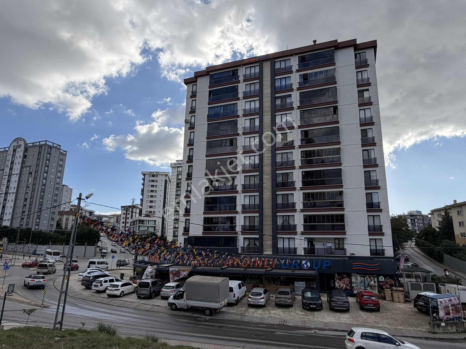Tuzla Aydınlı Şömine Geniş Balkon Ferah Satılık 3+1 136m² Daire — fotoğraf 3