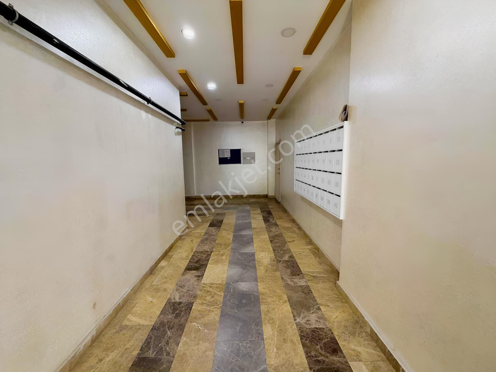 Tuzla Aydınlı Şömine Geniş Balkon Ferah Satılık 3+1 136m² Daire — fotoğraf 11