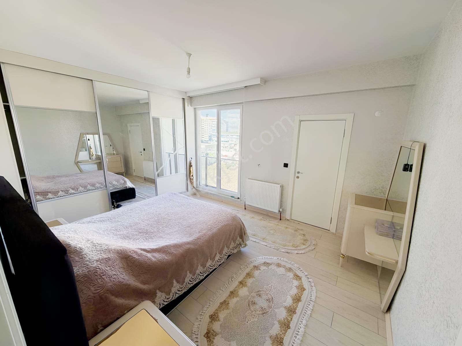 Tuzla Aydınlı Şömine Geniş Balkon Ferah Satılık 3+1 136m² Daire — fotoğraf 17