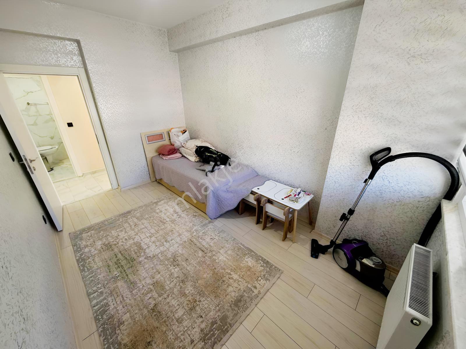 Tuzla Aydınlı Şömine Geniş Balkon Ferah Satılık 3+1 136m² Daire — fotoğraf 26