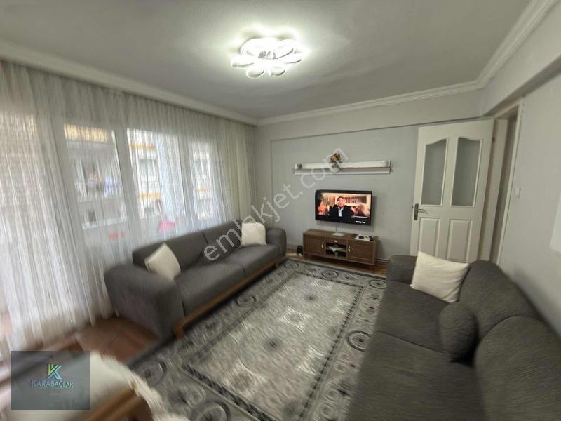 Yeşilyurt Merkezde 2+1 Ara Kat Doğalgazlı Satılık Daire — fotoğraf 4