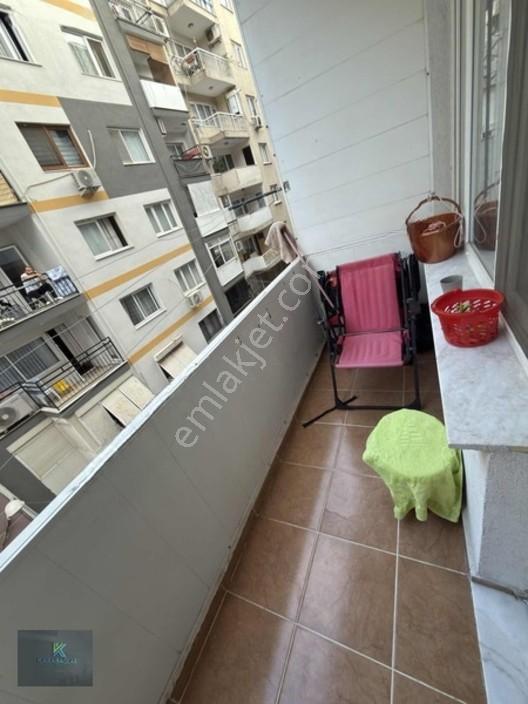 Yeşilyurt Merkezde 2+1 Ara Kat Doğalgazlı Satılık Daire — fotoğraf 6