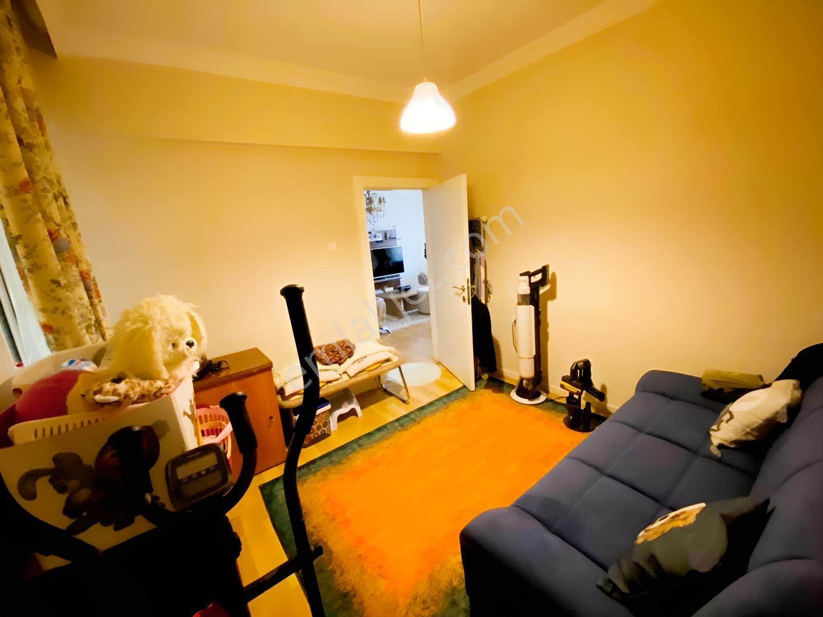 Sanatoryum Cad. Yanı-ara Kat-krediye Uygun-bakımlı 3+1 Daire ! — fotoğraf 11