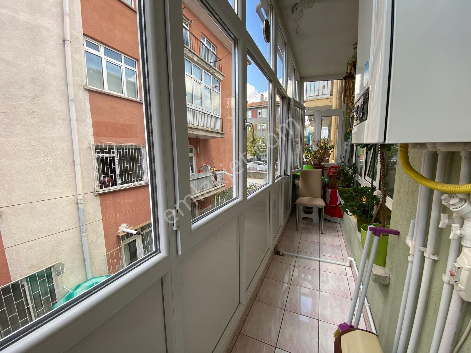 Sanatoryum Cad. Yanı-ara Kat-krediye Uygun-bakımlı 3+1 Daire ! — fotoğraf 16