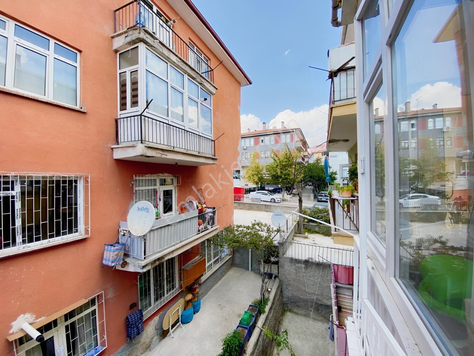 Sanatoryum Cad. Yanı-ara Kat-krediye Uygun-bakımlı 3+1 Daire ! — fotoğraf 17