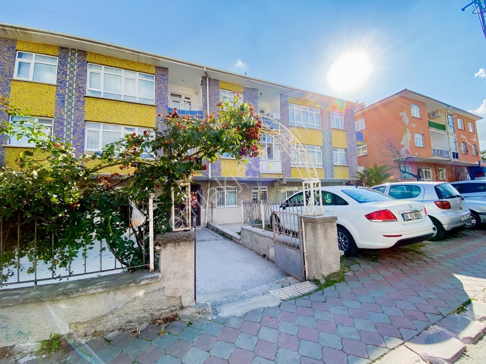 Sanatoryum Cad. Yanı-ara Kat-krediye Uygun-bakımlı 3+1 Daire ! — fotoğraf 28