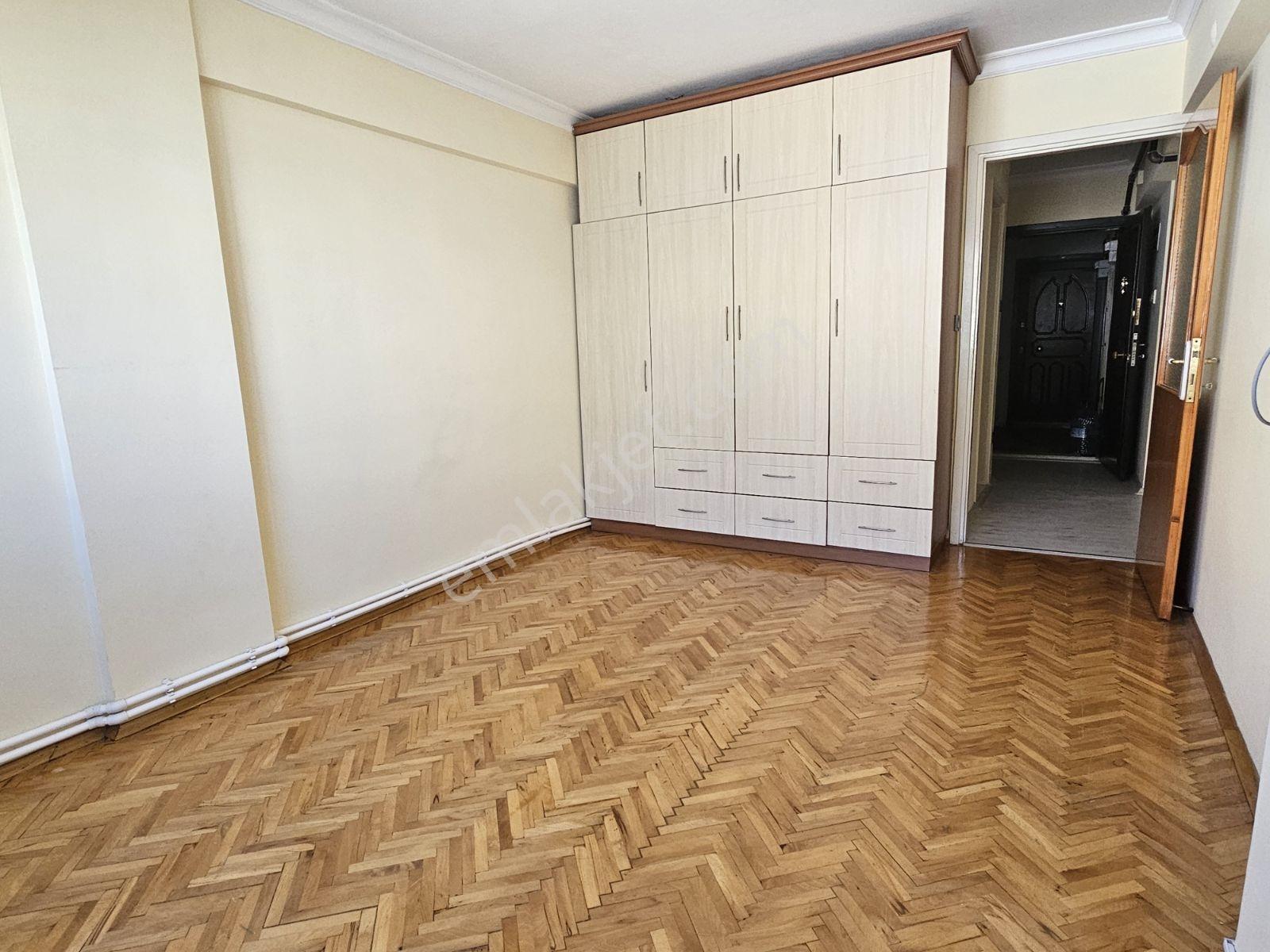 Karşıyaka Bahçelievler'de 3+1 Kapalı Mutfak Satılık Daire — fotoğraf 18
