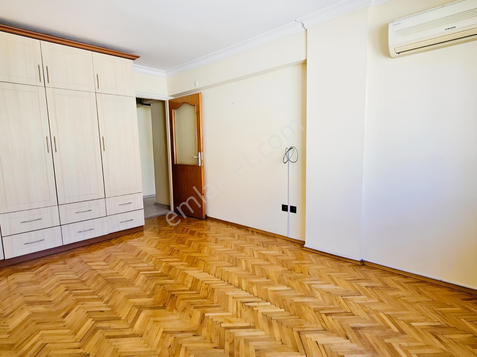Karşıyaka Bahçelievler'de 3+1 Kapalı Mutfak Satılık Daire — fotoğraf 19