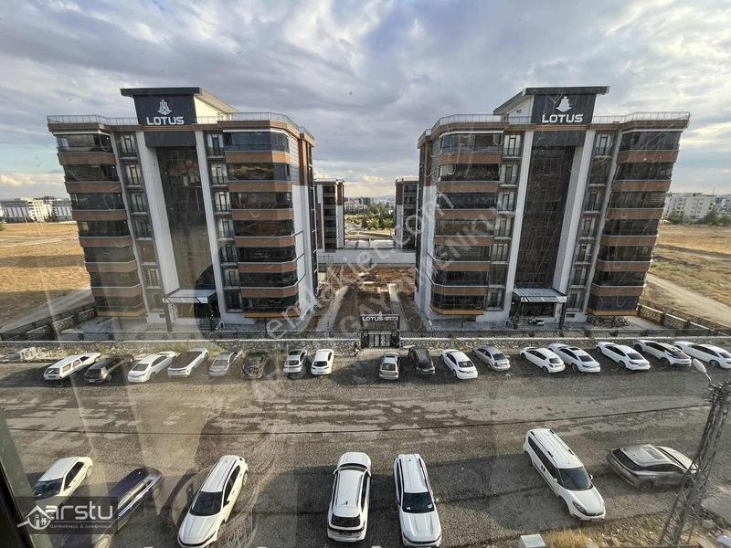 Arstu Gm Zahide'den Satılık 3+1 Daire — fotoğraf 25
