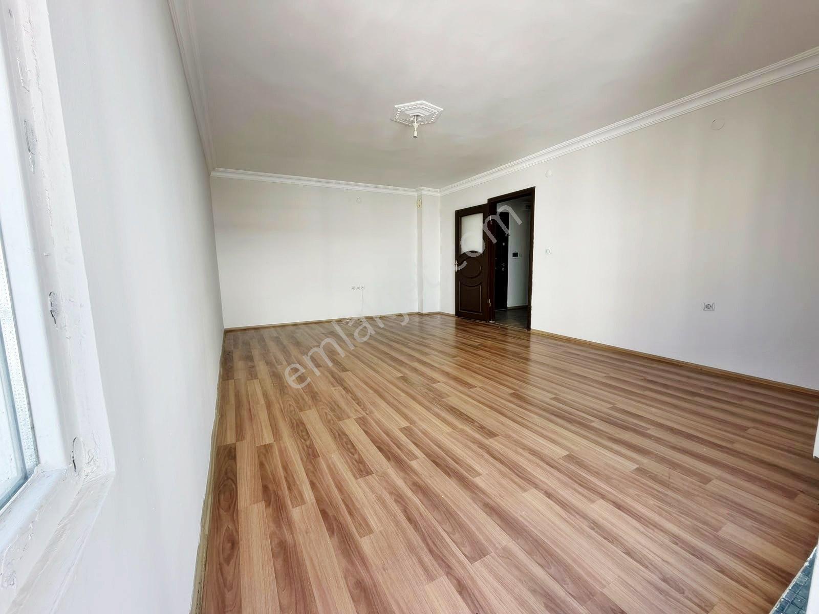 Albayrak Şehitler Cad. Üzeri 130 M² Masrafsız Ara Kat 3+1 Daire — fotoğraf 5
