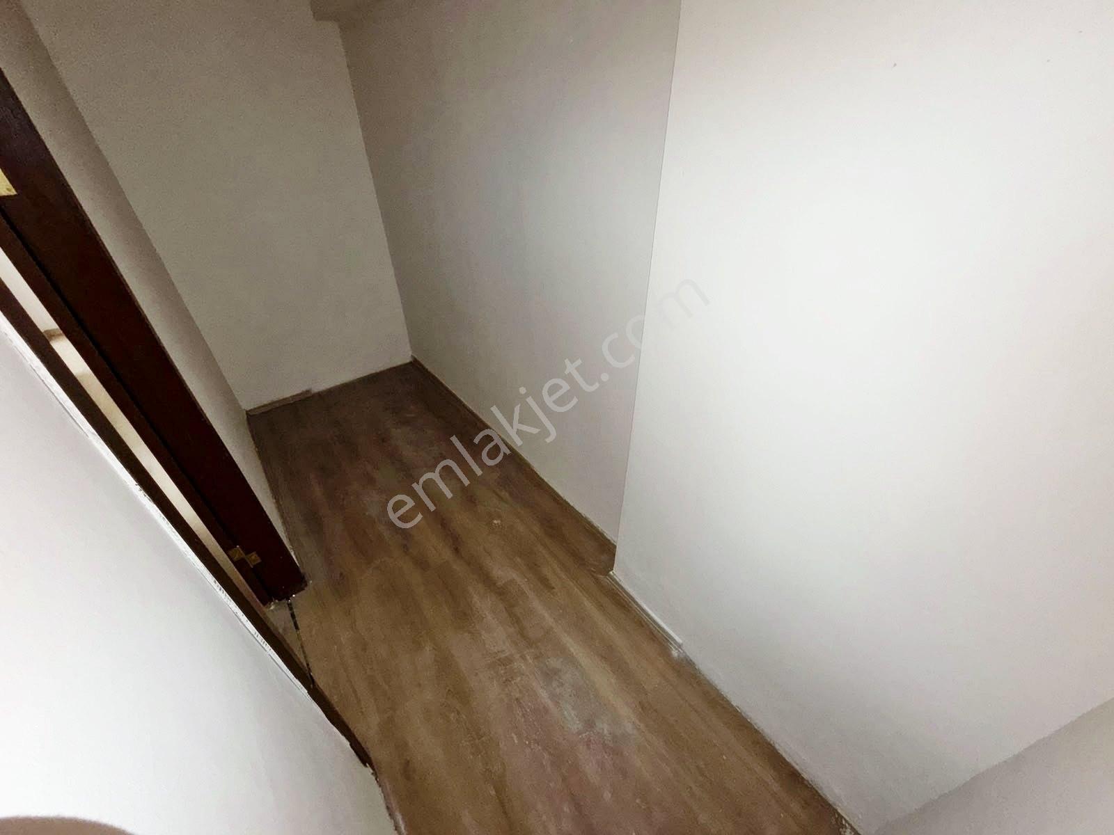 Albayrak Şehitler Cad. Üzeri 130 M² Masrafsız Ara Kat 3+1 Daire — fotoğraf 17