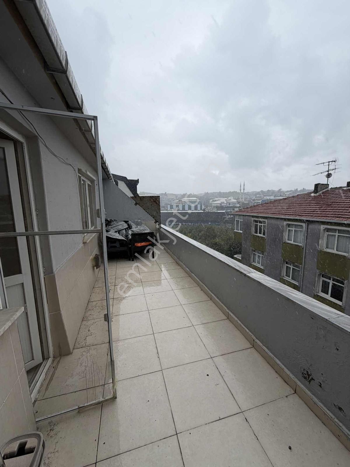 Güngören Millet Bahçesi Manzaralı 80 M² 30 M² Teraslı Kentsel Ev — fotoğraf 6