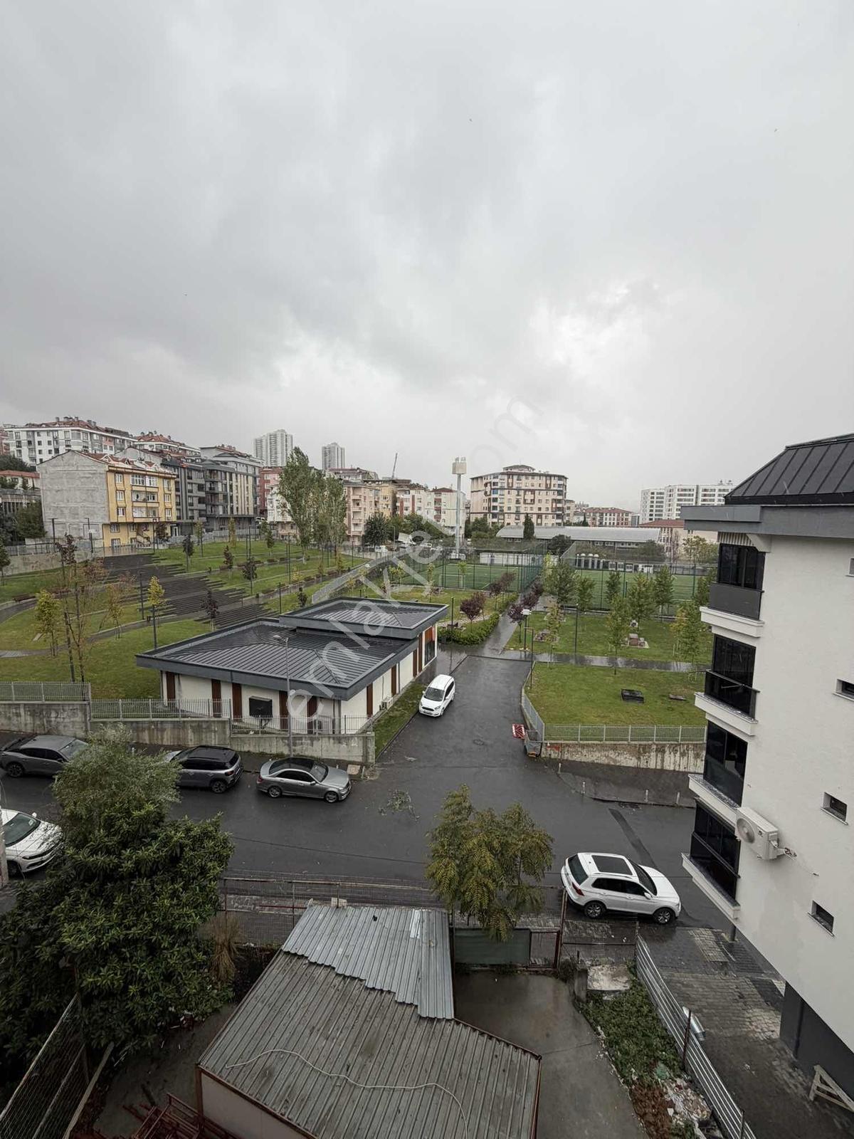 Güngören Millet Bahçesi Manzaralı 80 M² 30 M² Teraslı Kentsel Ev — fotoğraf 15