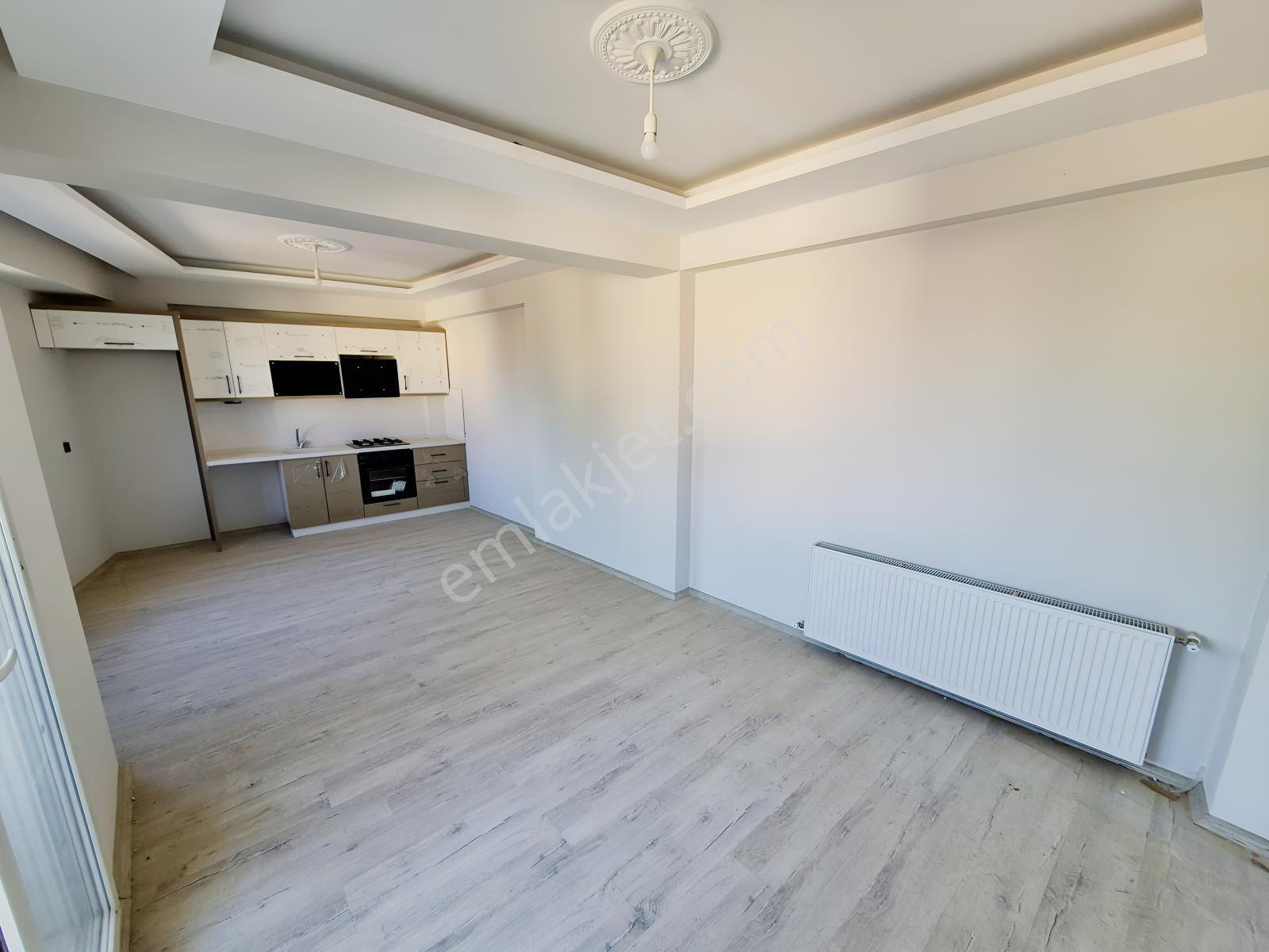 Turyap'tan Tuzcumuratta Satılık Merkeze Yakın Ön Cephe 2+1 — fotoğraf 12