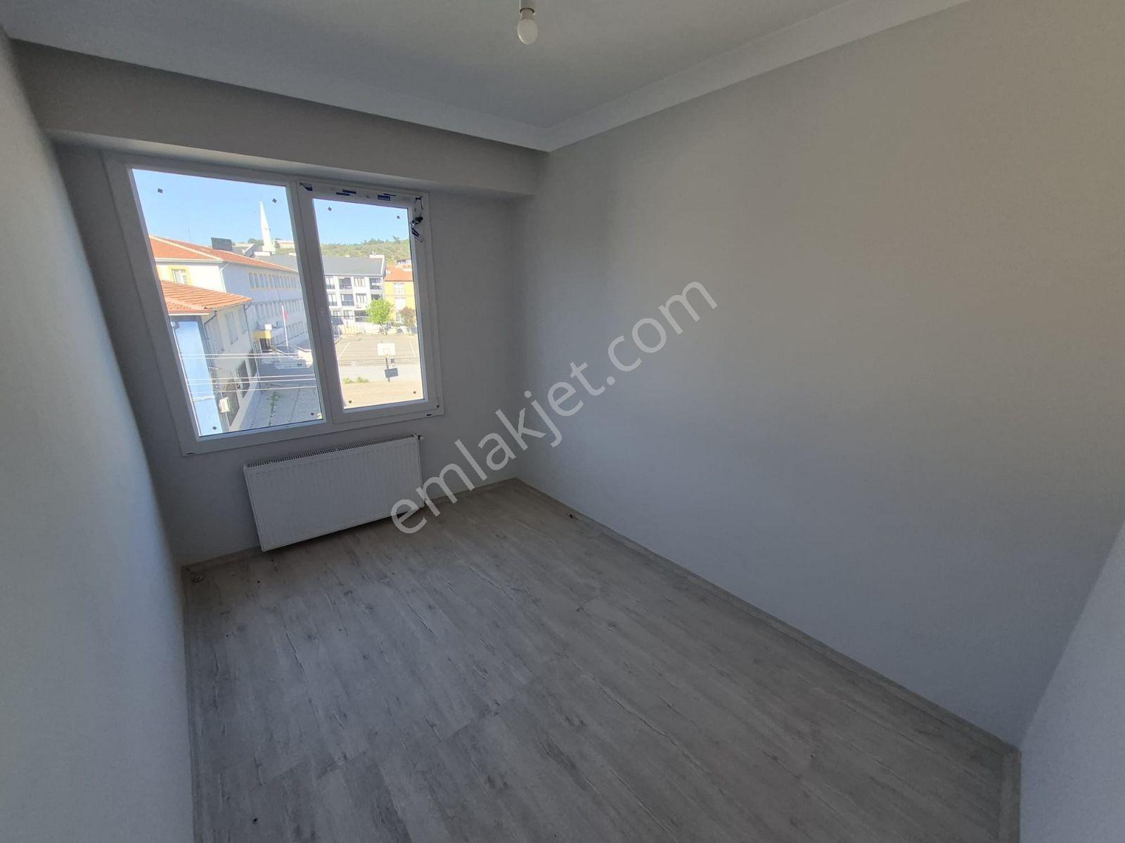 Turyap'tan Tuzcumuratta Satılık Merkeze Yakın Ön Cephe 2+1 — fotoğraf 35
