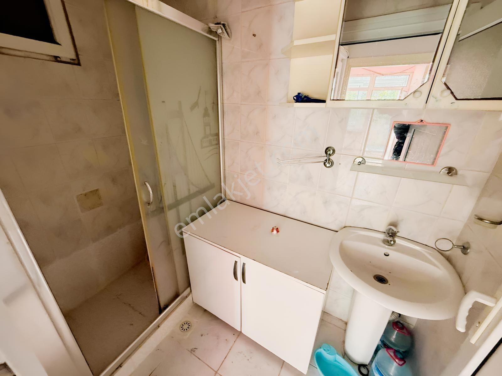 Silahtarağa'da-asansörlü-kat İrtifaklı-satılık 2+1 Daire — fotoğraf 29