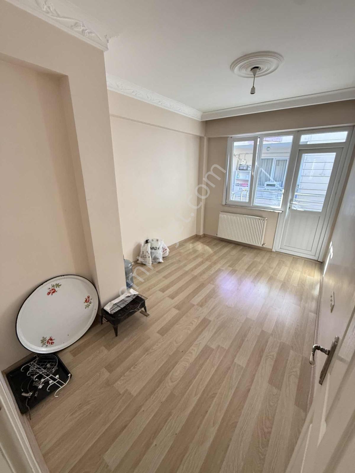 3+2 Asansörlü/ Otoparklı / 140 M2 Yeni Binada Daire — fotoğraf 8