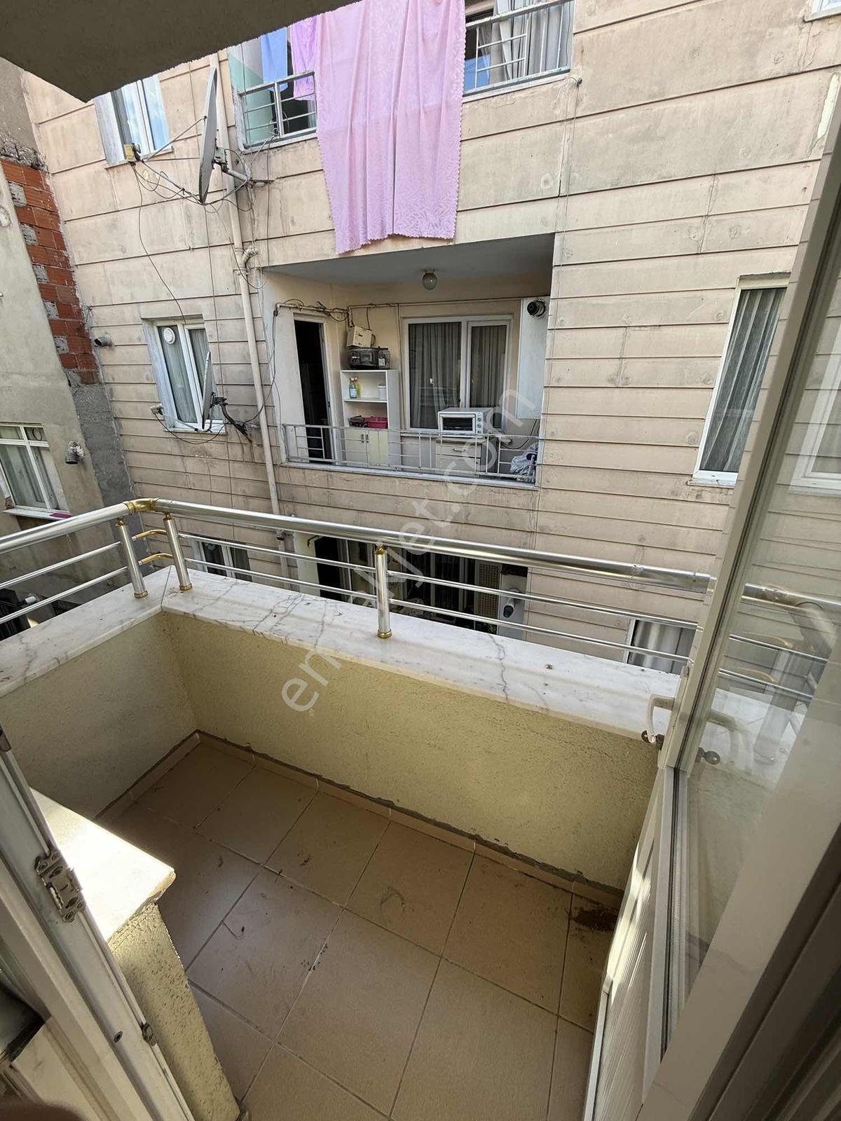 3+2 Asansörlü/ Otoparklı / 140 M2 Yeni Binada Daire — fotoğraf 9