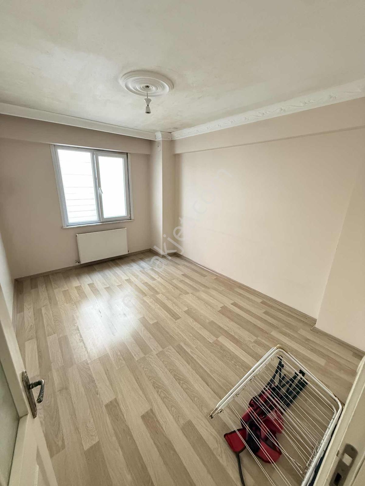 3+2 Asansörlü/ Otoparklı / 140 M2 Yeni Binada Daire — fotoğraf 11