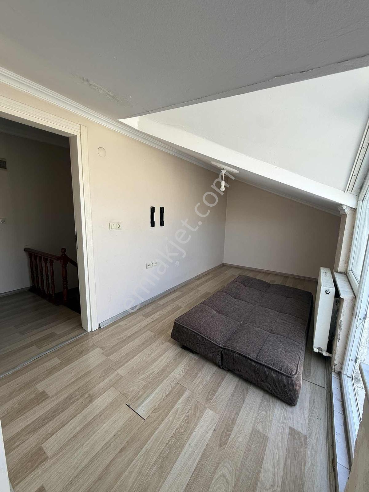 3+2 Asansörlü/ Otoparklı / 140 M2 Yeni Binada Daire — fotoğraf 17