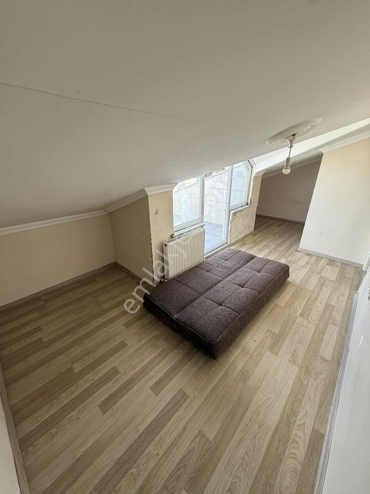 3+2 Asansörlü/ Otoparklı / 140 M2 Yeni Binada Daire — fotoğraf 18