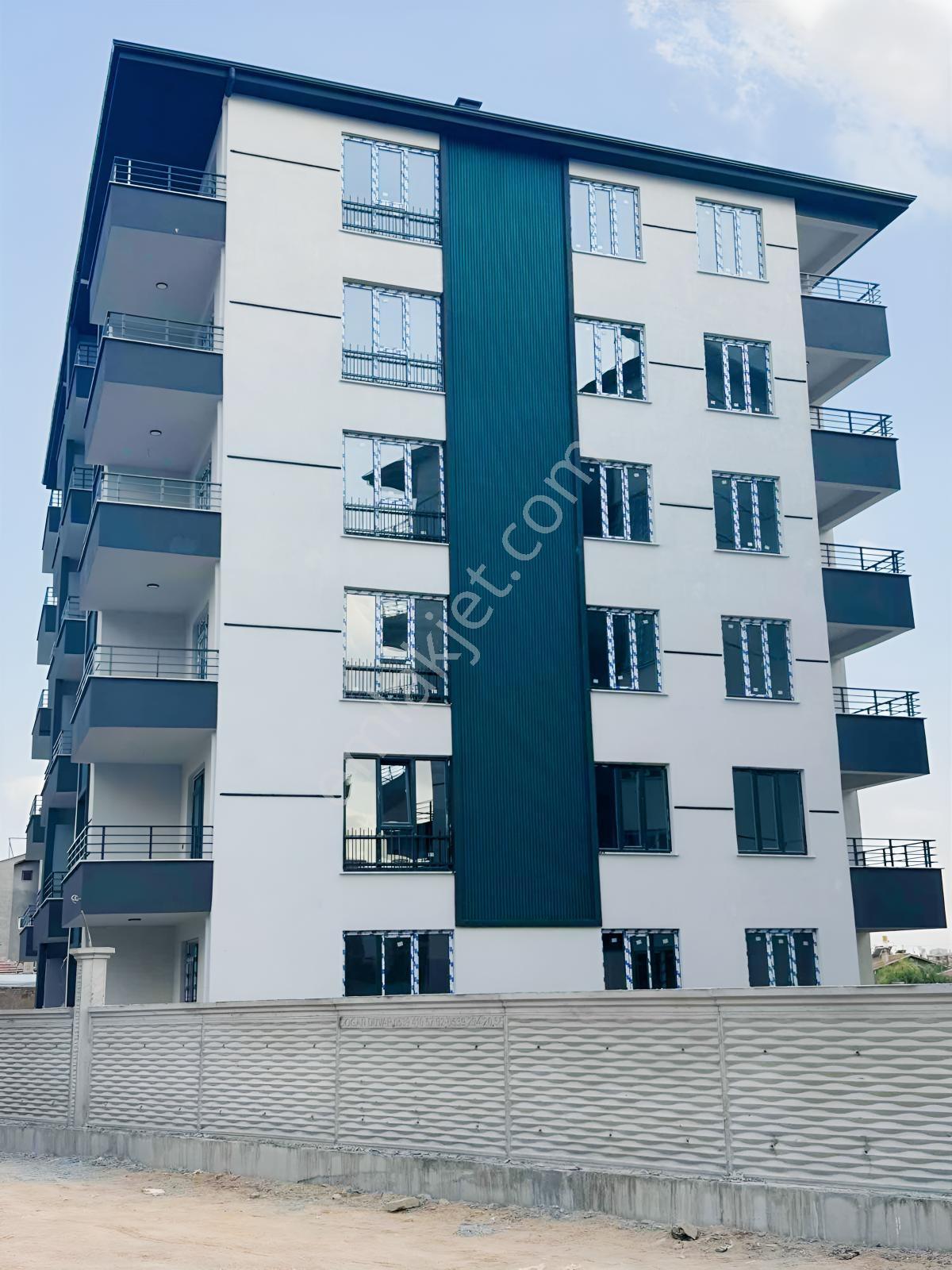Cengizler 'den Fetıh Cadesine Yakın Satılık 4+1 Daire — fotoğraf 2