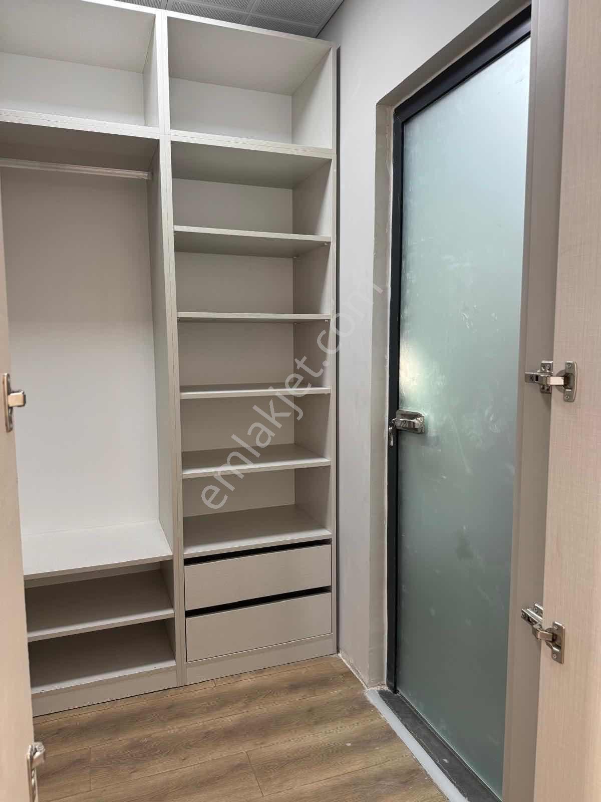 Bağlıca'da 5+1 Site İçerisin'de Oturumma Hazır Lüks Villa — fotoğraf 26